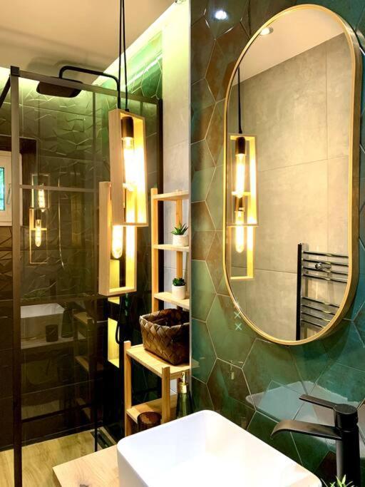 Heart Of The City - Modern Studio With Balcony Apartment บูคาเรสต์ ภายนอก รูปภาพ